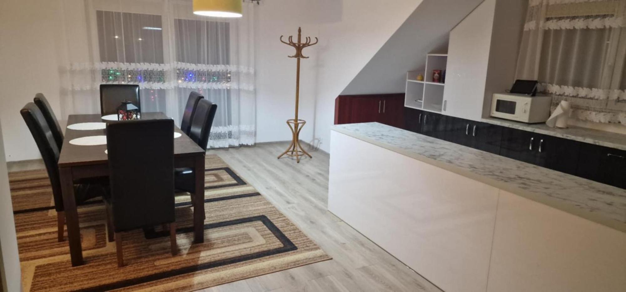 Cudowny Zakatek Z Ogrodem I Basenem Appartement Bukwica  Buitenkant foto