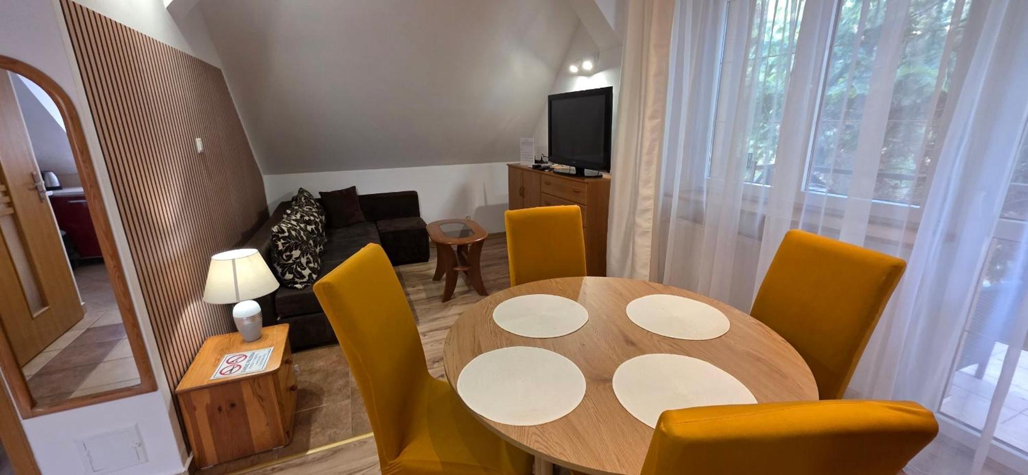 Cudowny Zakatek Z Ogrodem I Basenem Appartement Bukwica  Buitenkant foto