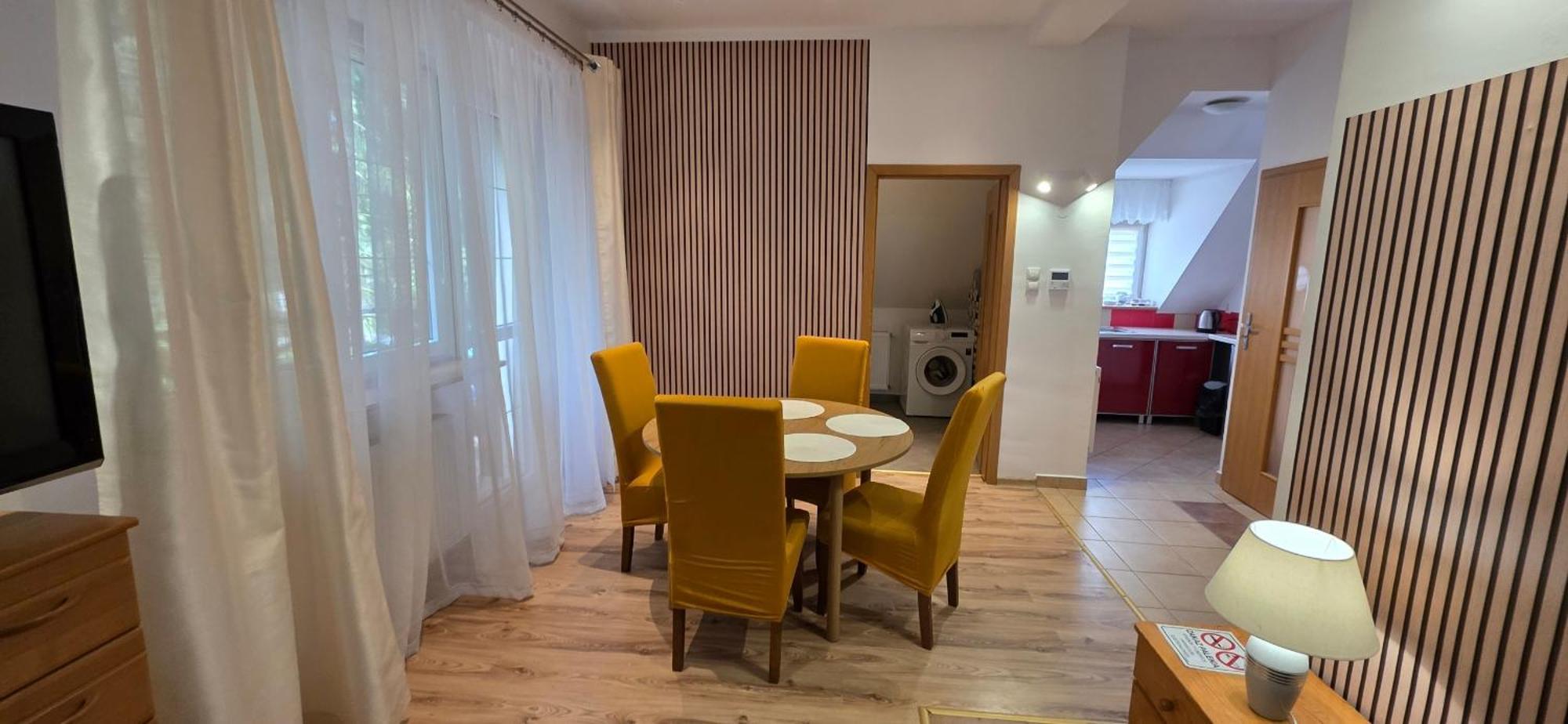 Cudowny Zakatek Z Ogrodem I Basenem Appartement Bukwica  Buitenkant foto