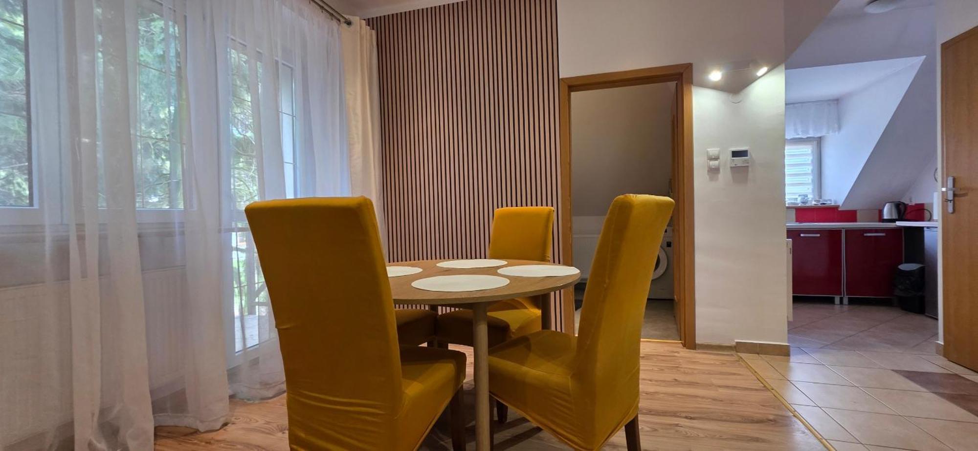 Cudowny Zakatek Z Ogrodem I Basenem Appartement Bukwica  Buitenkant foto